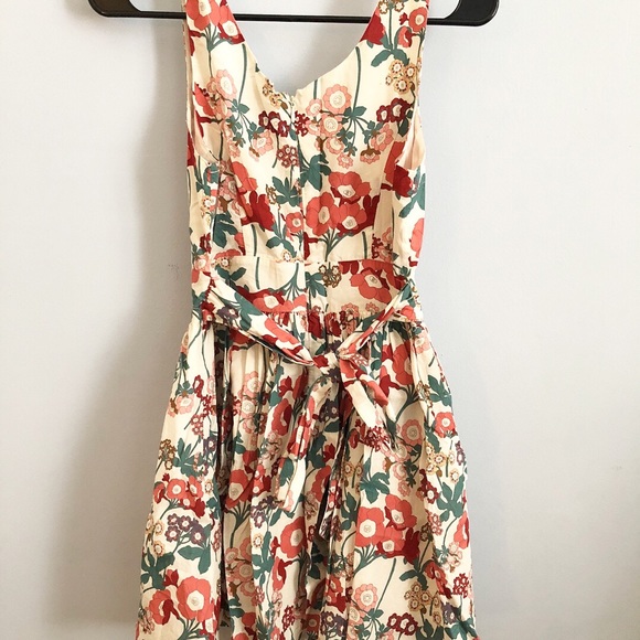 Dress - Picture 2 of 3